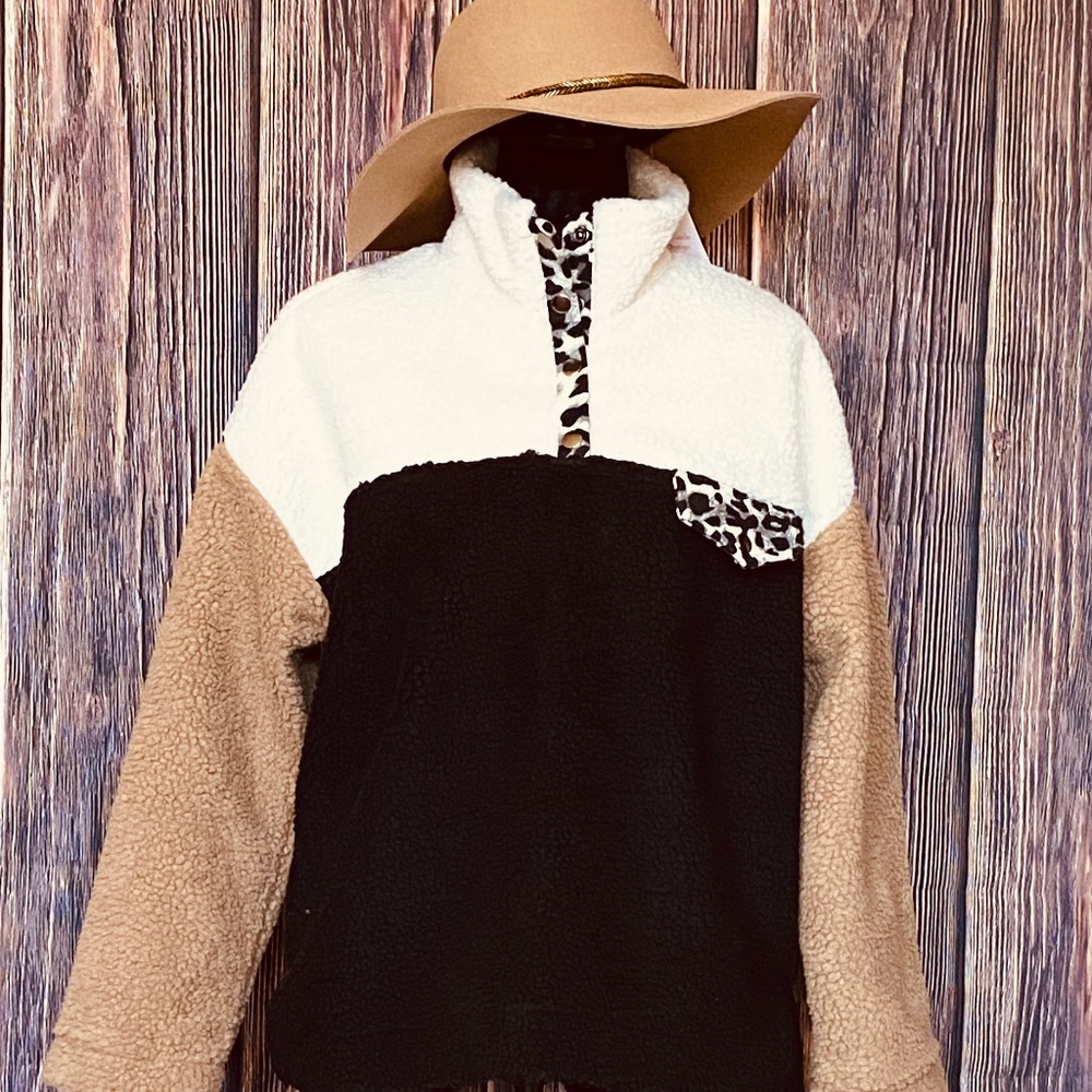 Feeling Great Fleece Pullover